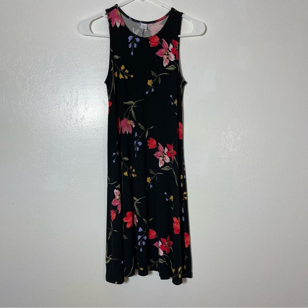 Old Navy, Floral Summer Dress. Size XS. In excellent condition!